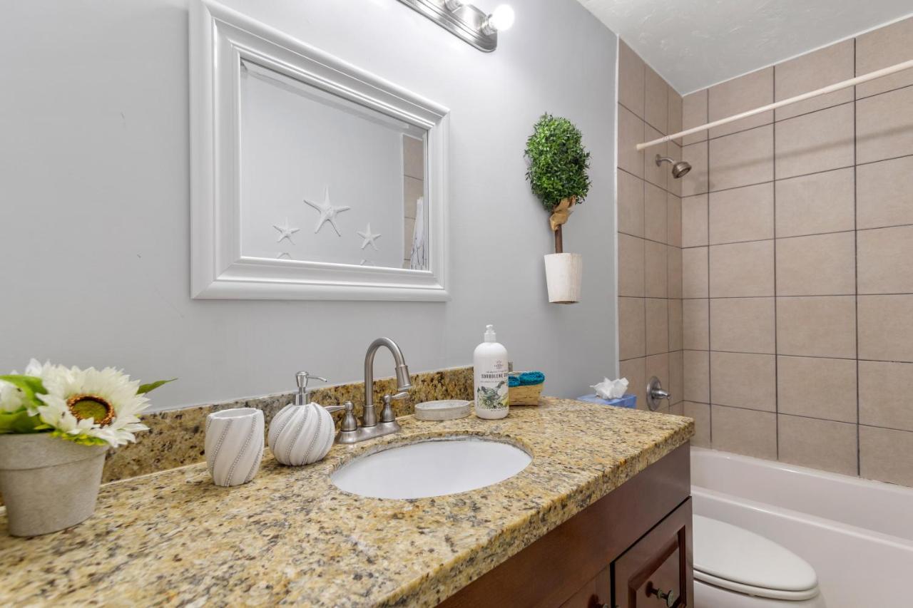 Ensuite Apt On Collins Ave Miami Beach Exteriör bild